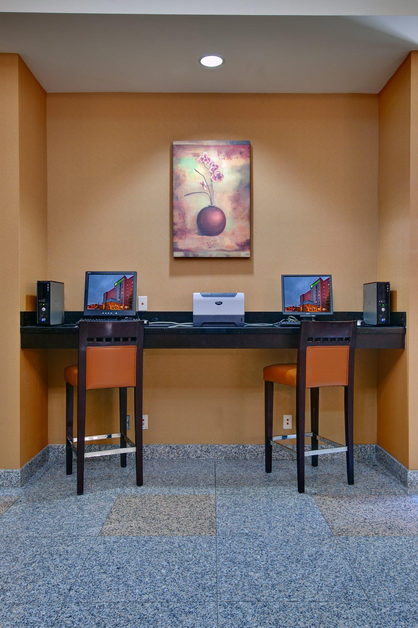 Holiday Inn Windsor - Ambassador Bridge By Ihg Екстер'єр фото